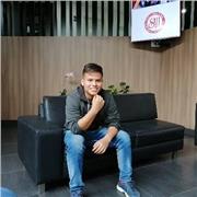 clases económicas para jóvenes